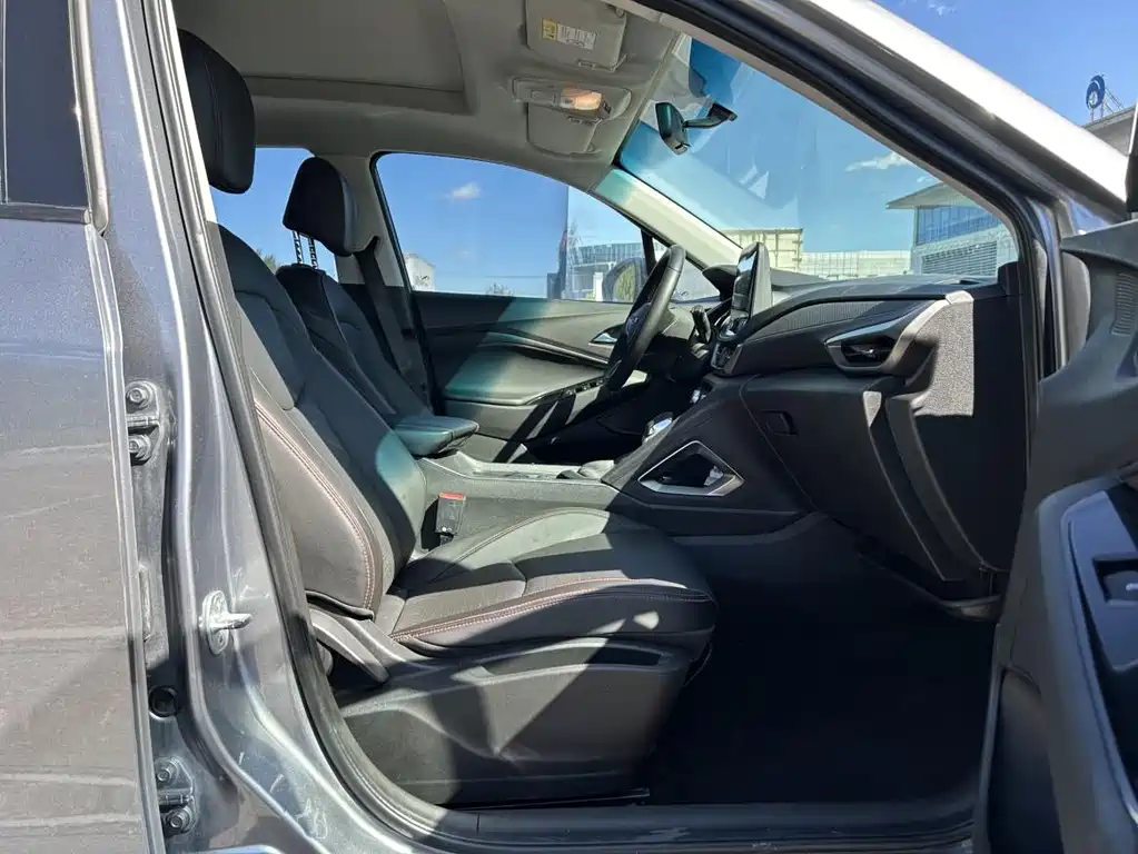 Chevrolet Volando — миниатюра 13