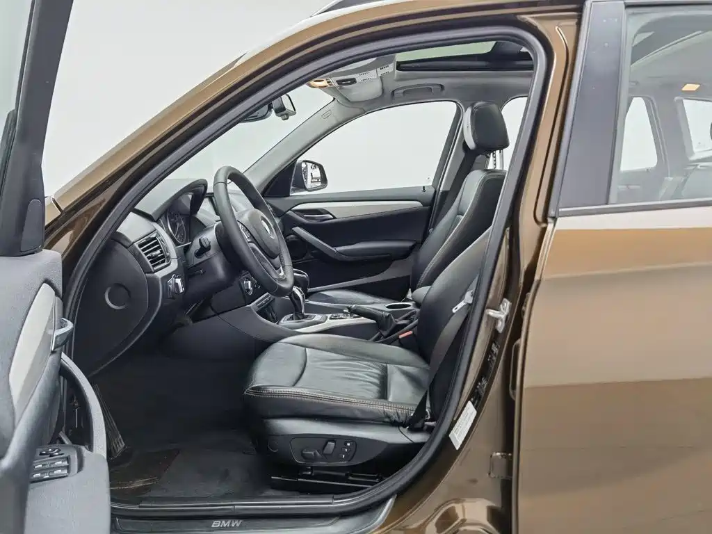 BMW X1 — миниатюра 10