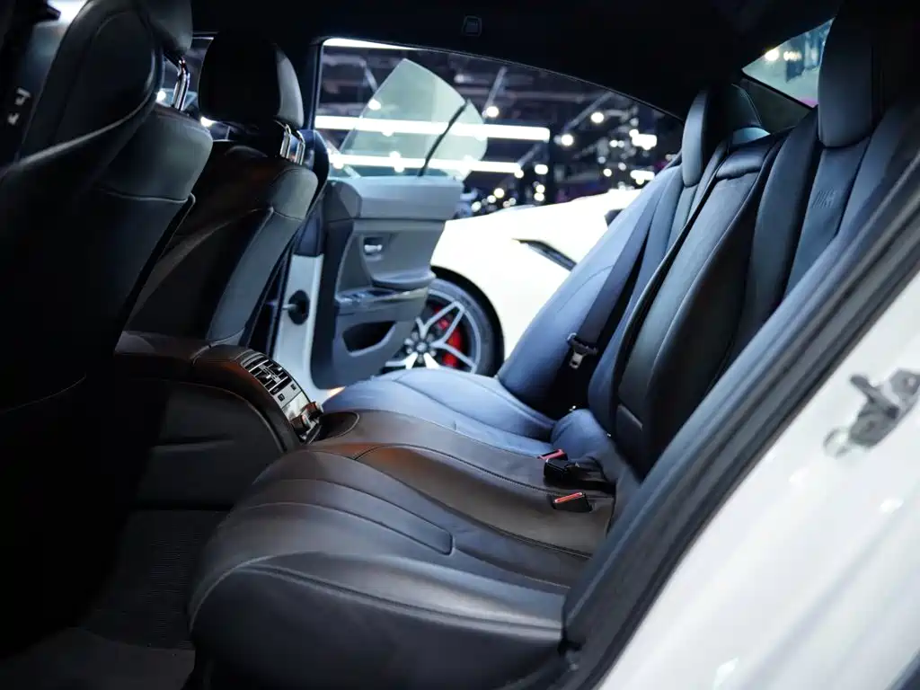 BMW M6 — миниатюра 27