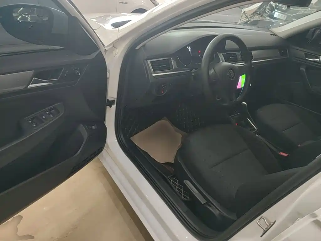 Volkswagen Bora — миниатюра 16