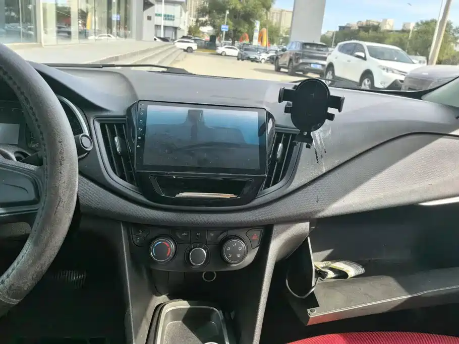 Chevrolet Cavalier — миниатюра 13