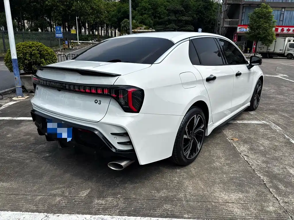 Lynk & Co 03 — миниатюра 9