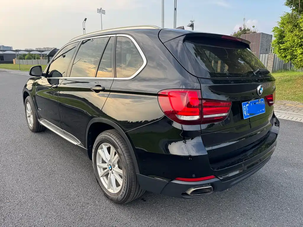 BMW X5 (Import) — миниатюра 5