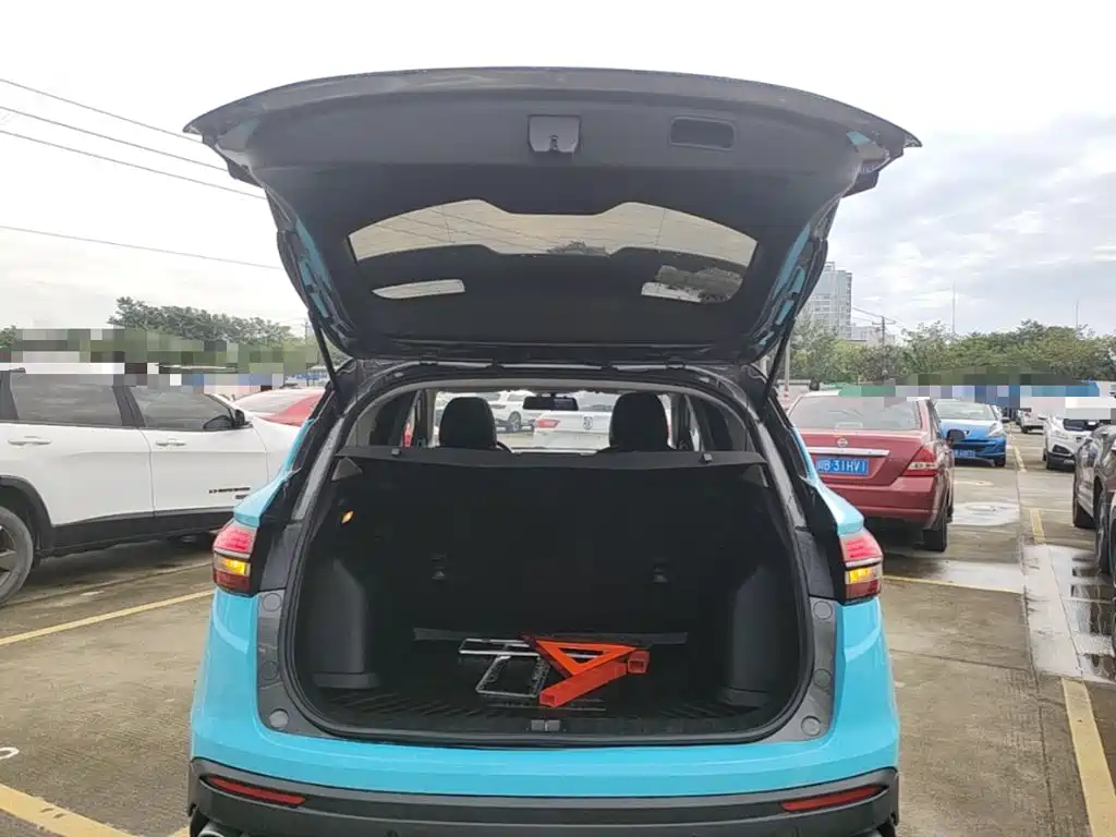 Geely Binyue — миниатюра 19