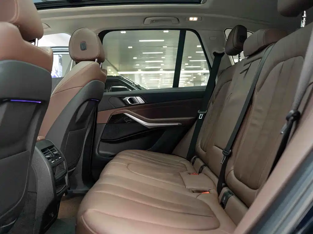 BMW X5 (Import) — миниатюра 16