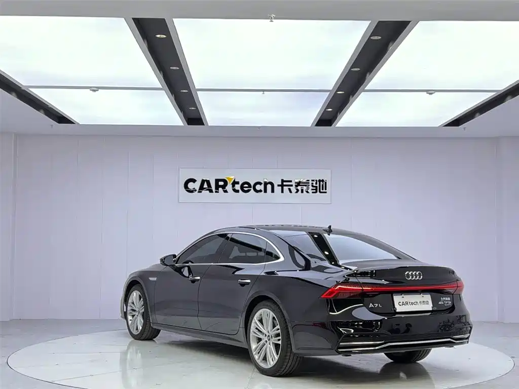 Audi A7L 2024 45 TFSI quattro