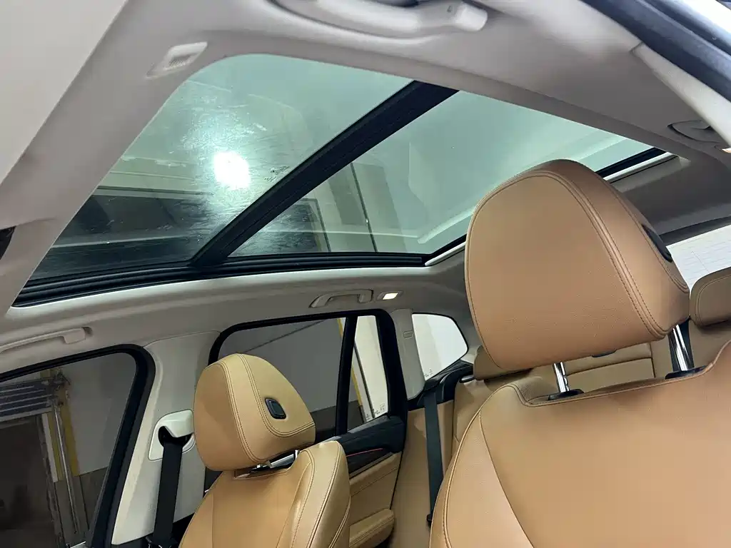 BMW X3 — миниатюра 14