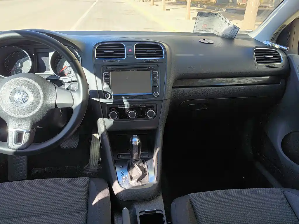 Volkswagen Golf — миниатюра 7