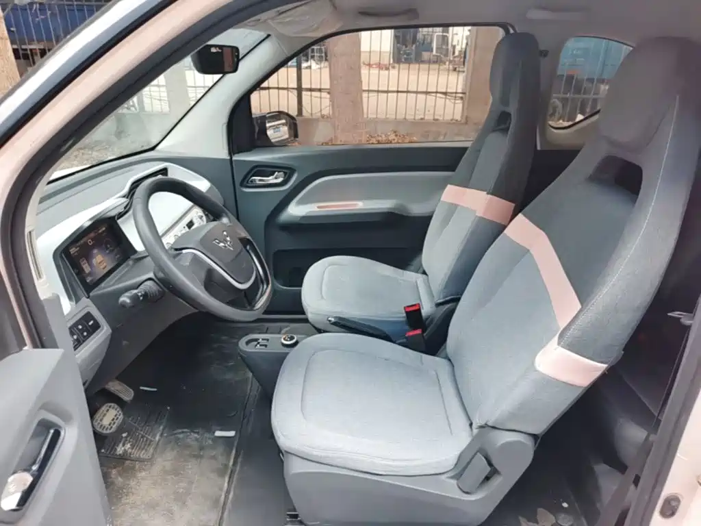Wuling MINIEV — миниатюра 15