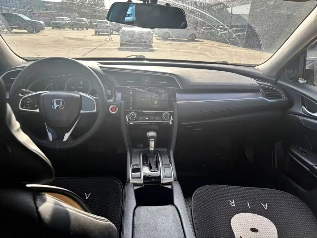 Honda Civic — миниатюра 10