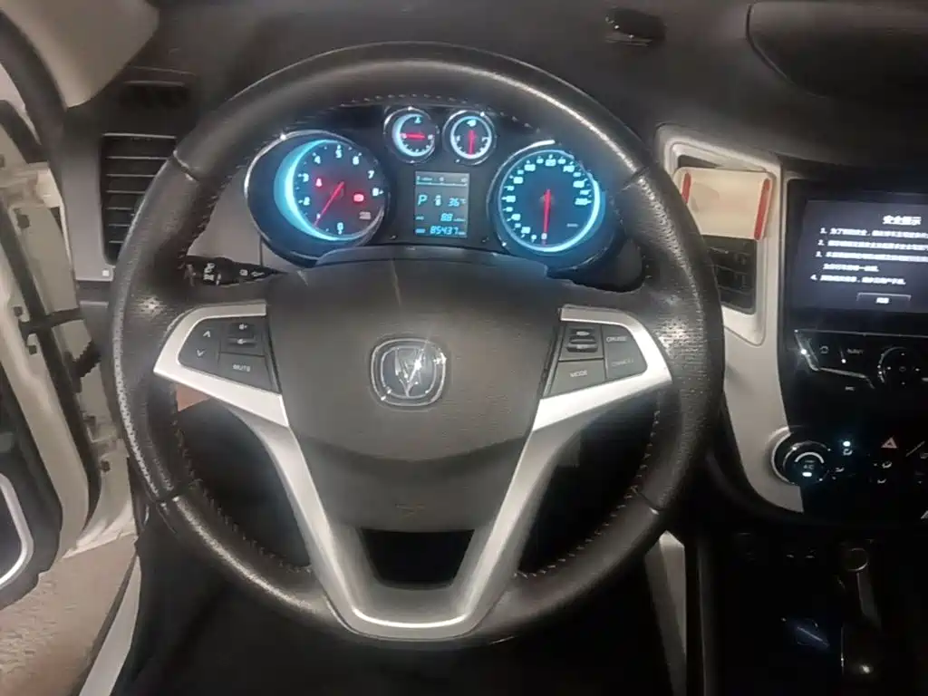 Changan CS35 — миниатюра 11