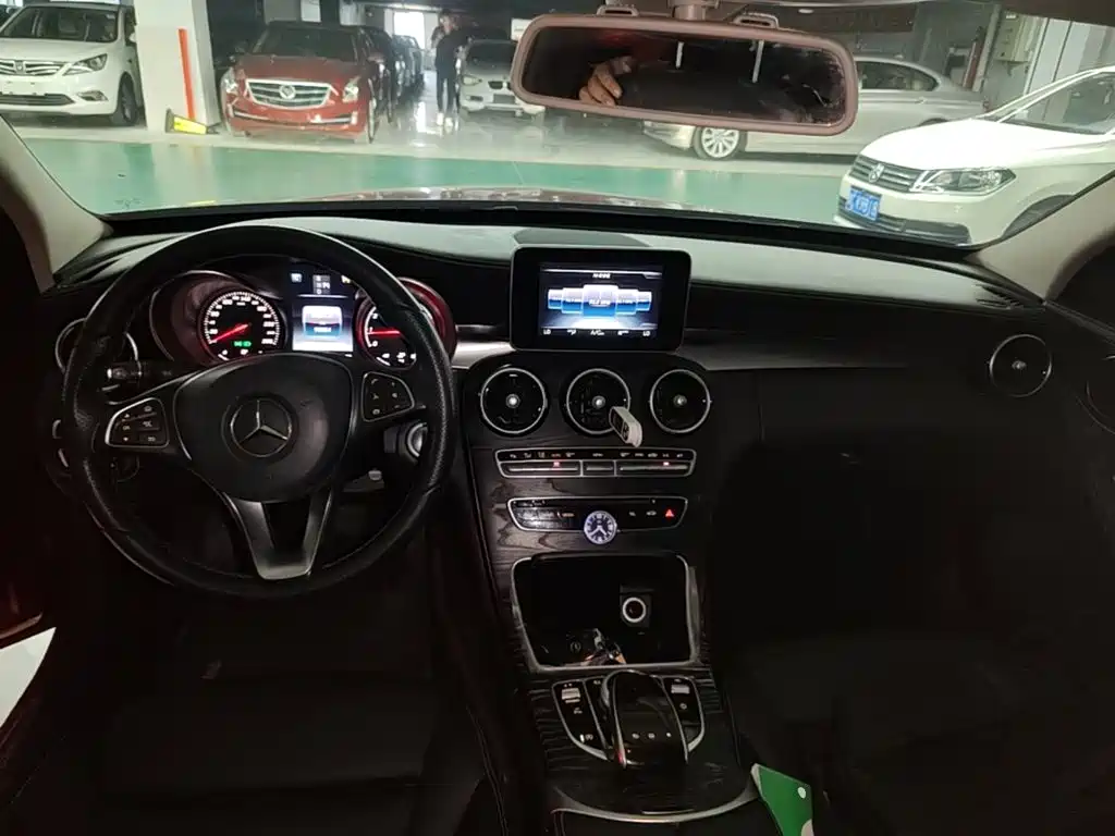 Mercedes-Benz C-Class — миниатюра 10