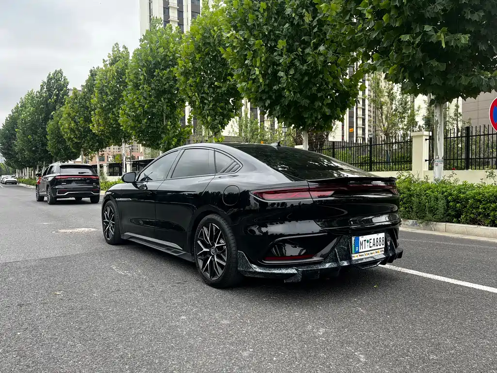 BYD Han — миниатюра 7