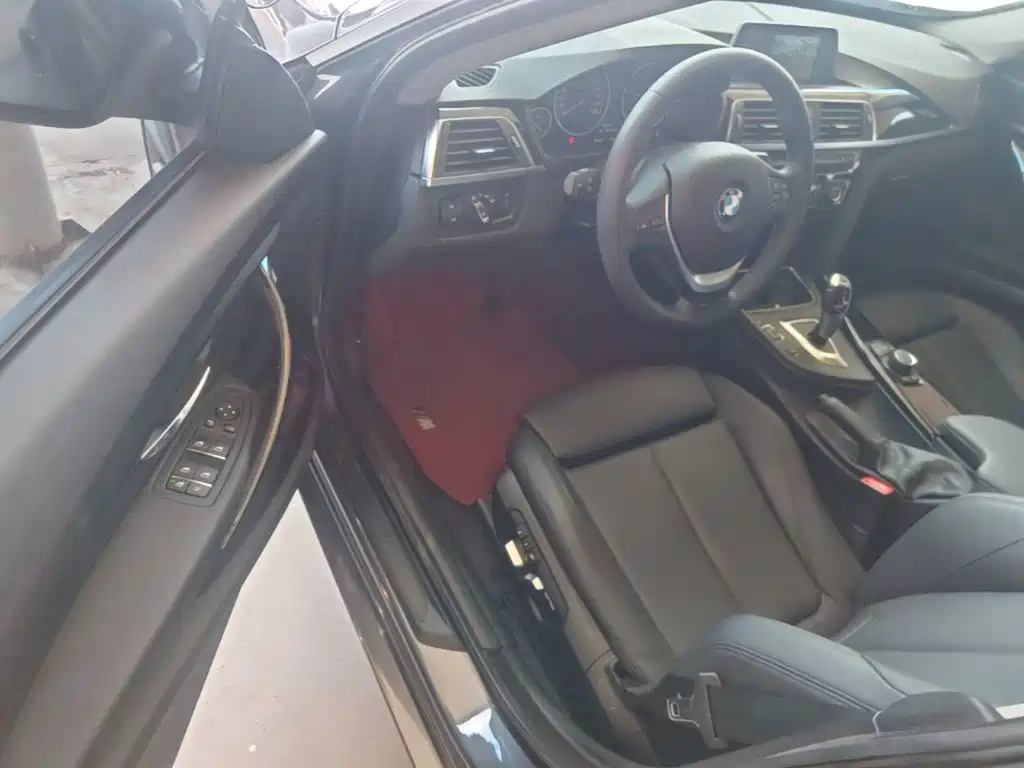 BMW 3 Series GT — миниатюра 16