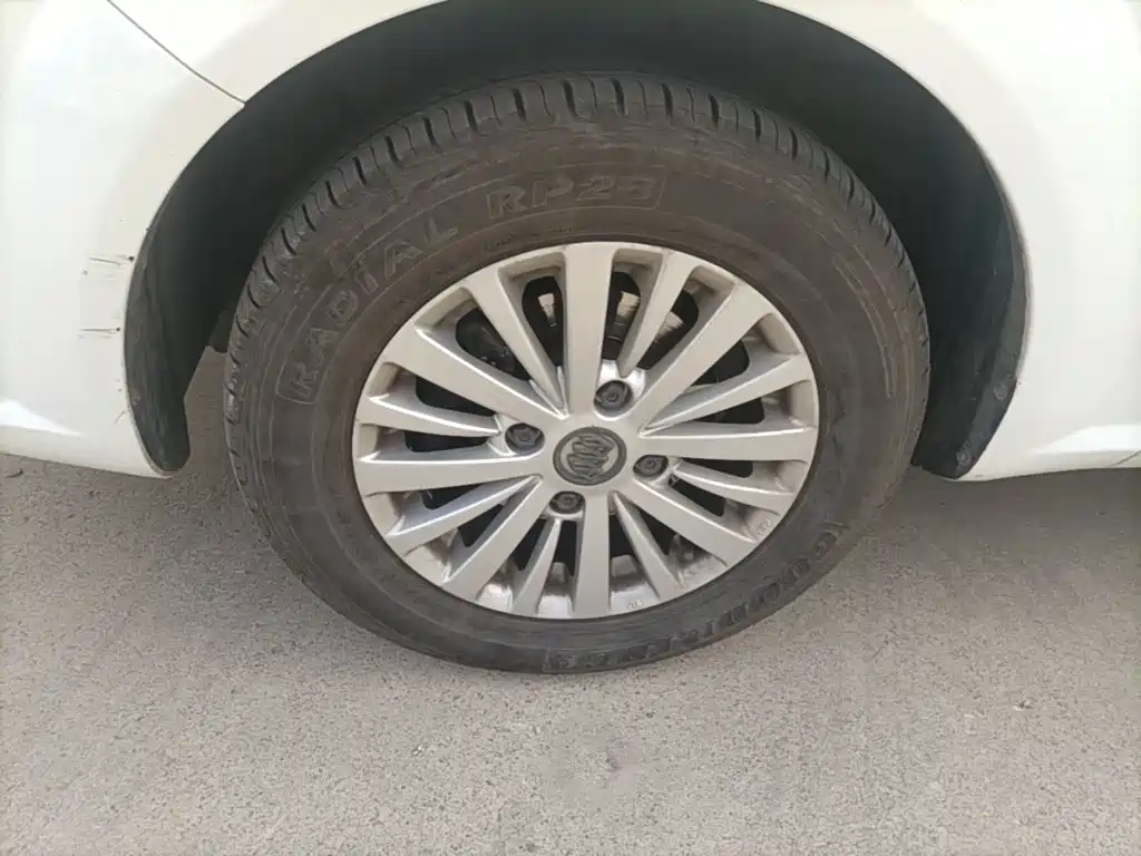 Buick Excelle — миниатюра 25