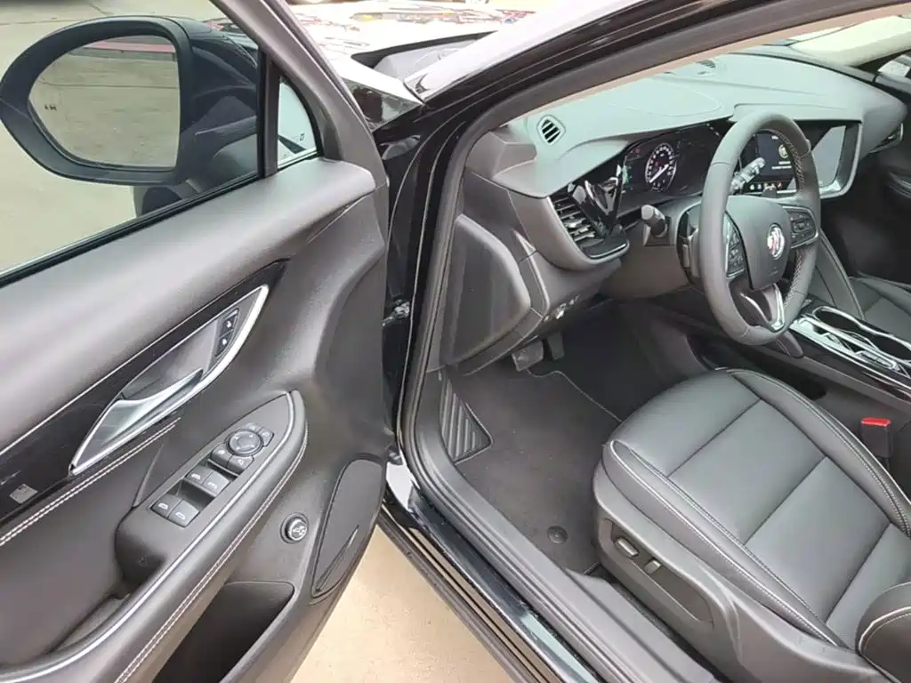 Buick Envision Plus — миниатюра 16