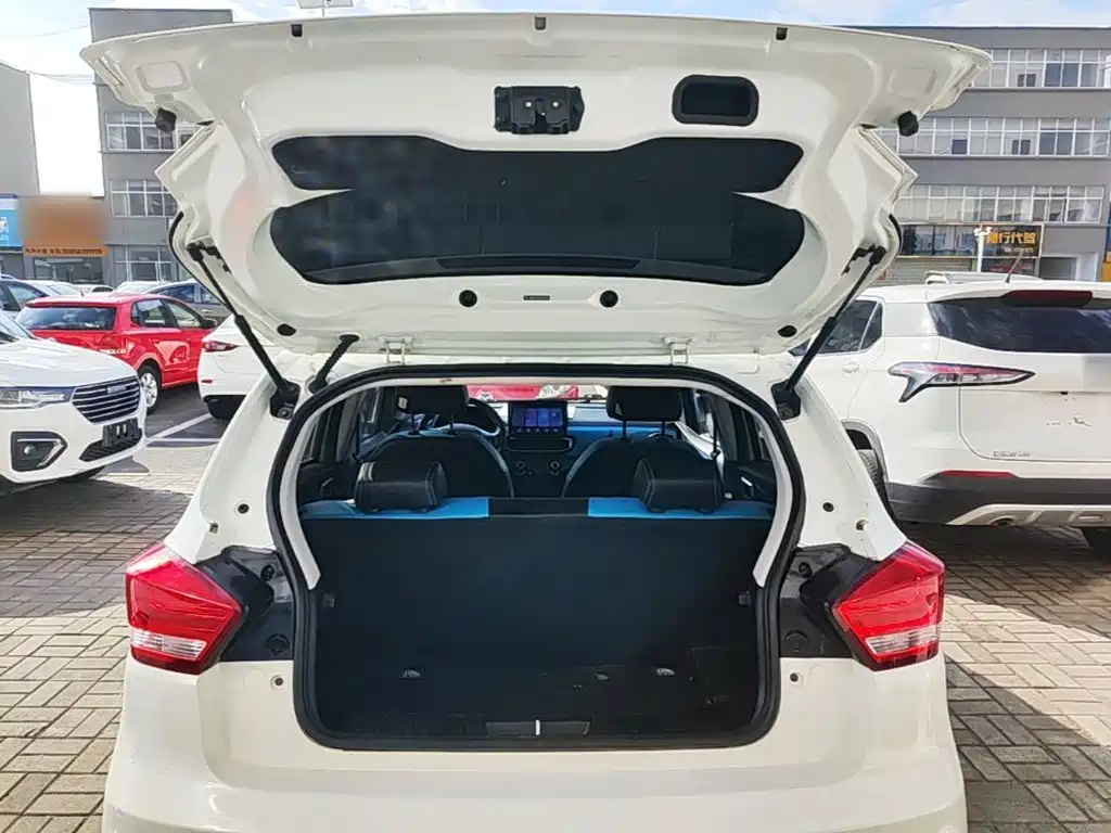 BAIC New Energy EC3 — миниатюра 19