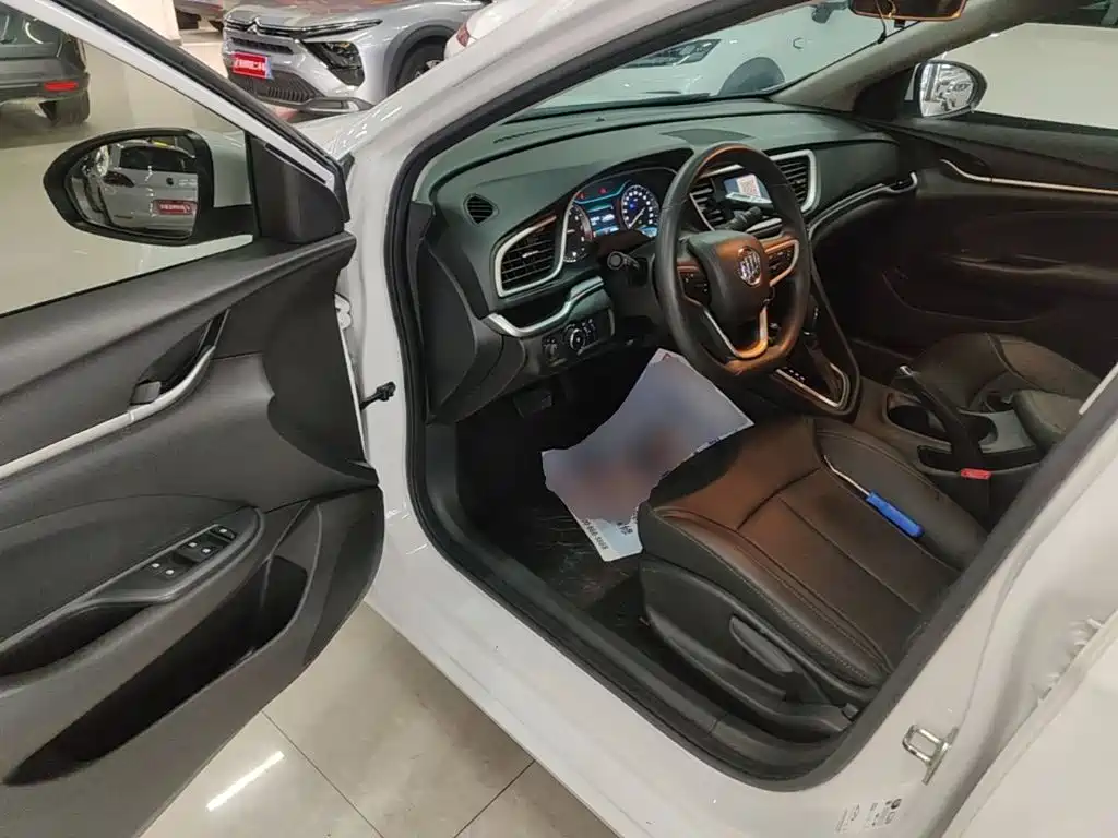 Buick Excelle — миниатюра 16