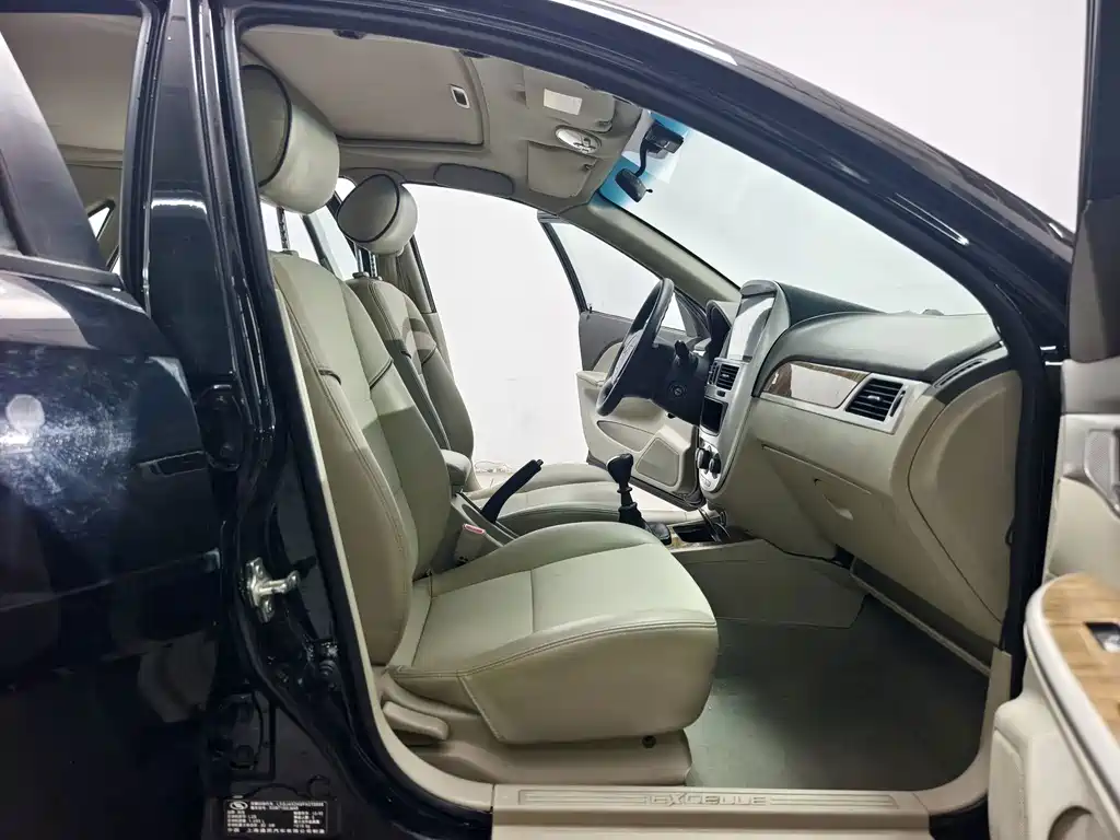 Buick Excelle — миниатюра 14