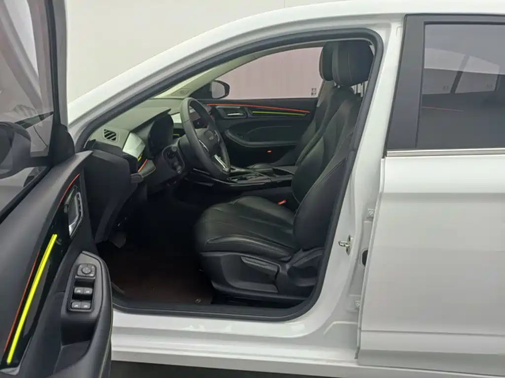 Roewe i5 — миниатюра 6