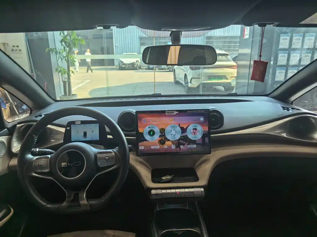 BYD Dolphin — миниатюра 8