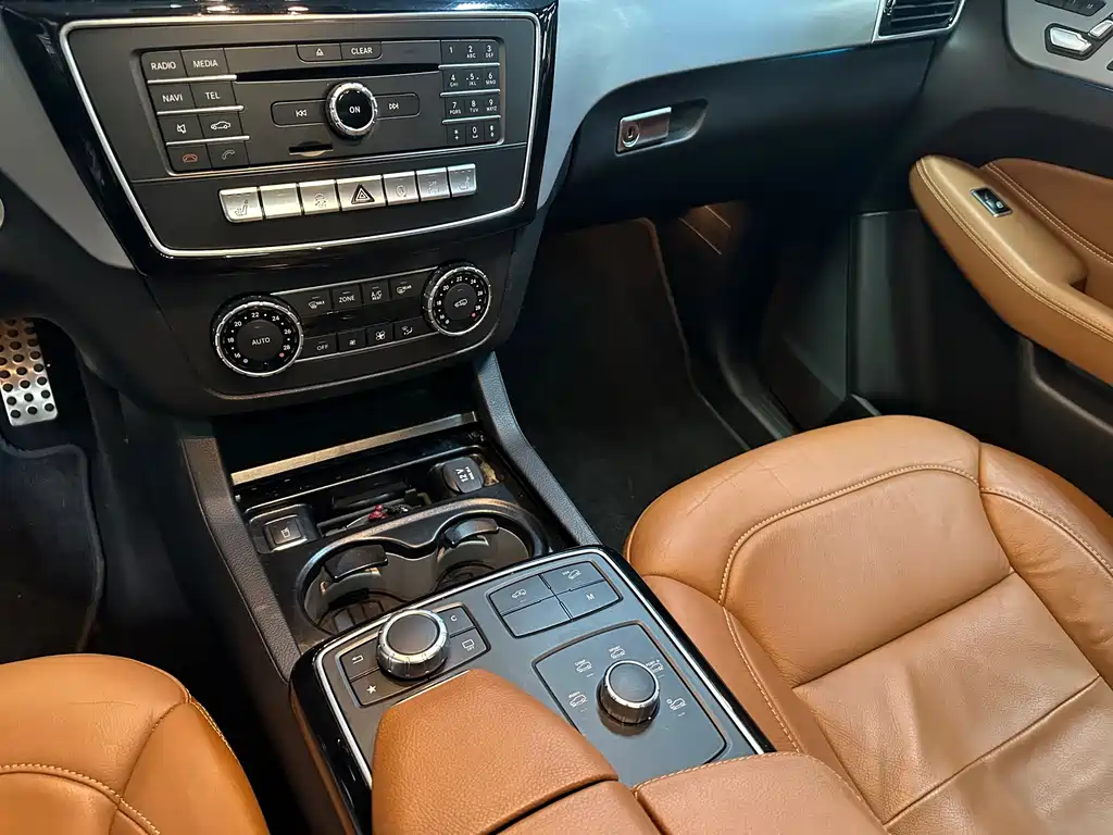 Mercedes-Benz GLE AMG — миниатюра 10