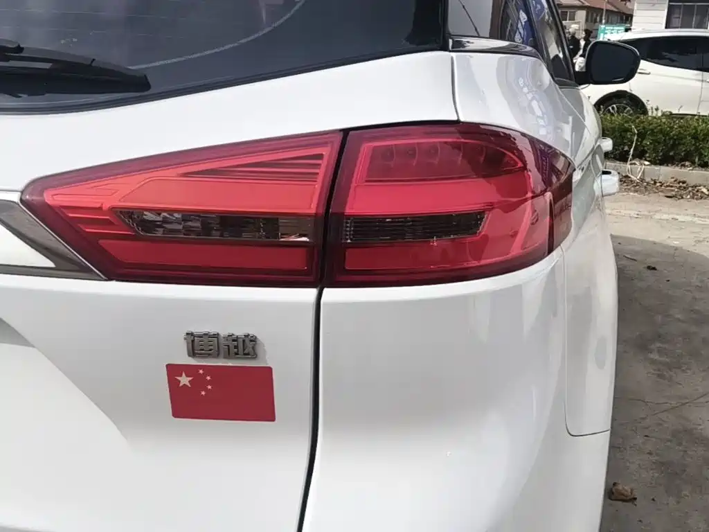 Geely Boyue — миниатюра 8