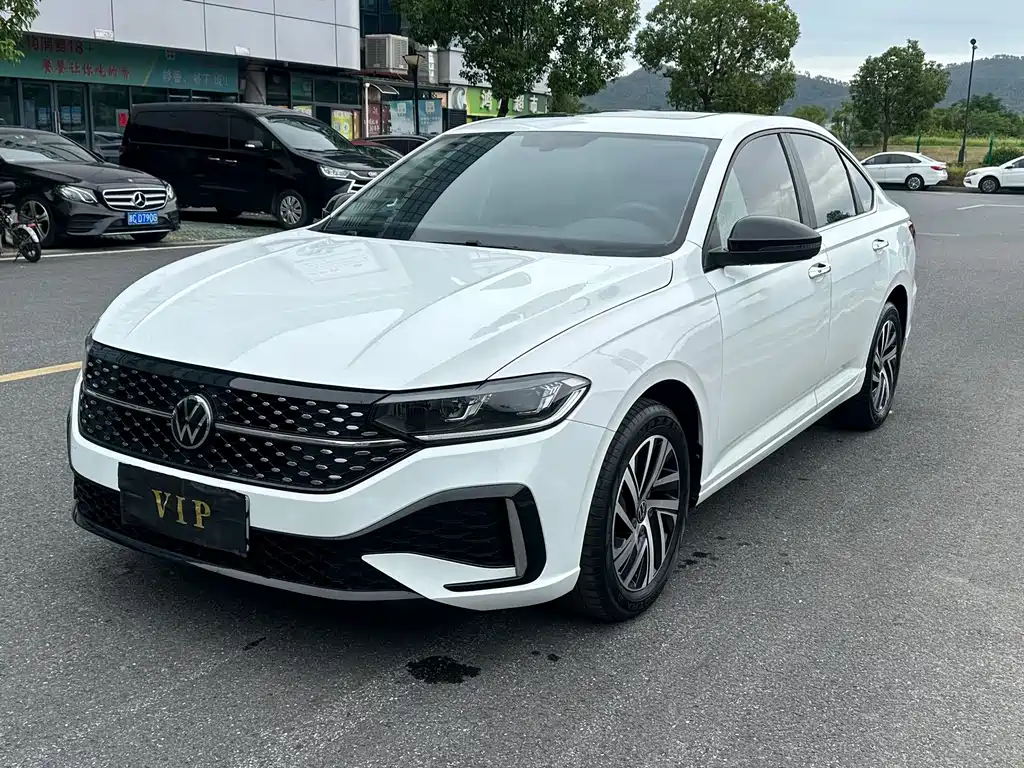 Volkswagen Lavida — миниатюра 3