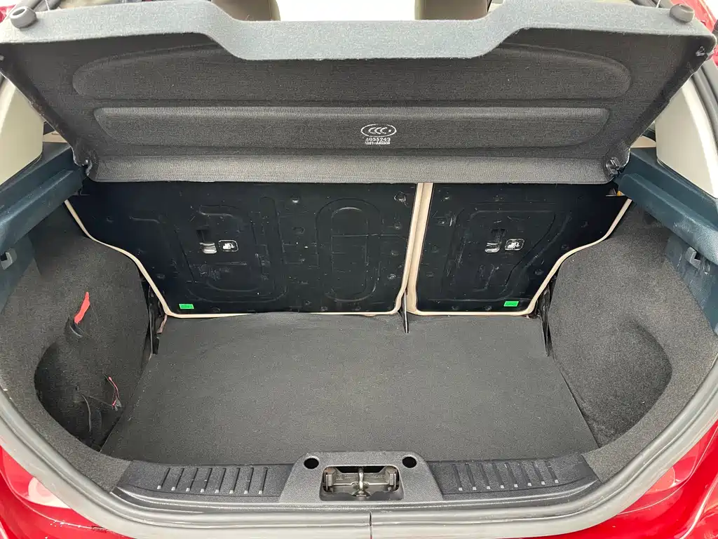 Ford Fiesta 2011 1.5L AT Fashion