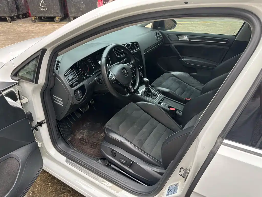Volkswagen Golf — миниатюра 10