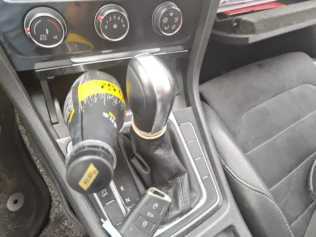 Volkswagen Golf — миниатюра 10