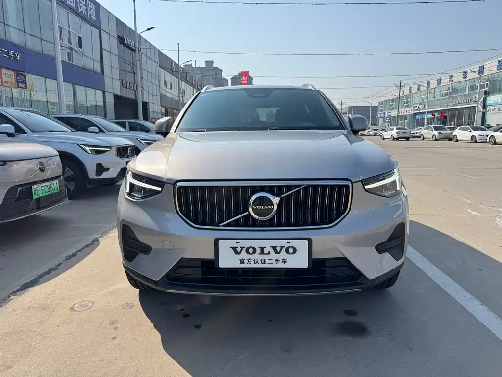 Volvo XC40 — миниатюра 2