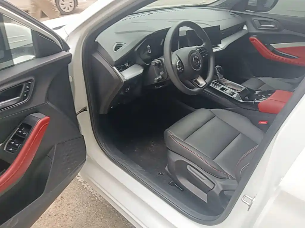 MG MG5 — миниатюра 16