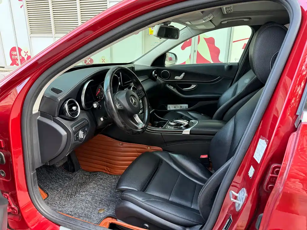 Mercedes-Benz C-Class — миниатюра 4