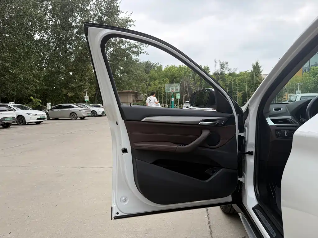 BMW X1 — миниатюра 11