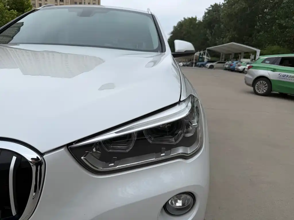BMW X1 — миниатюра 13