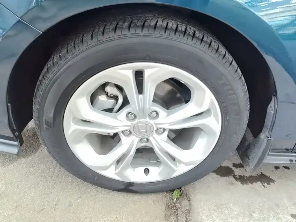 Honda Accord — миниатюра 23