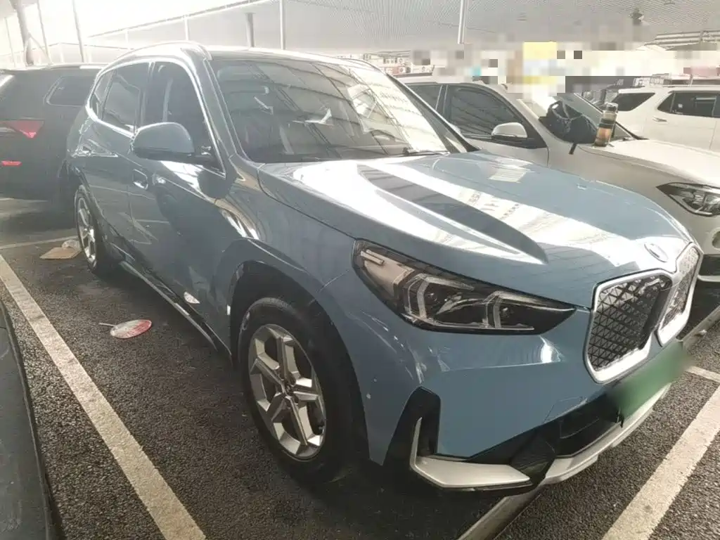 BMW iX1 — миниатюра 4