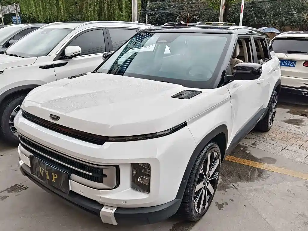 Geely Icon