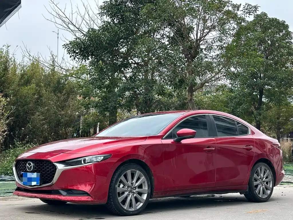 Mazda 3 Axela 2022