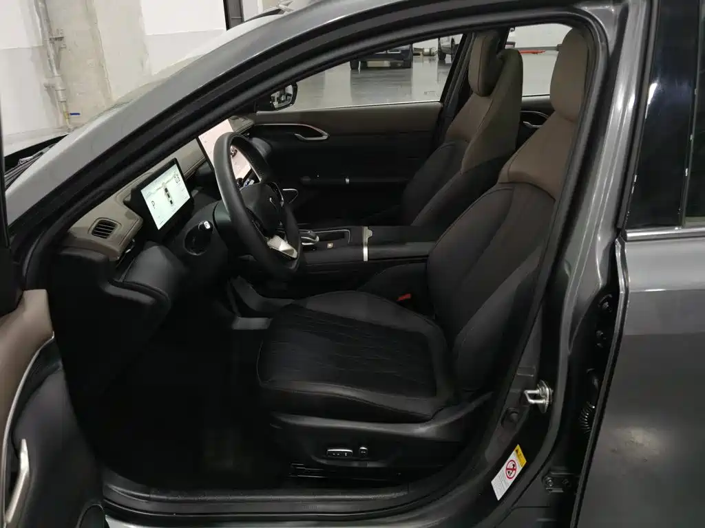 Changan Eado — миниатюра 10