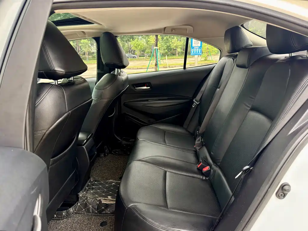 Toyota Corolla — миниатюра 10