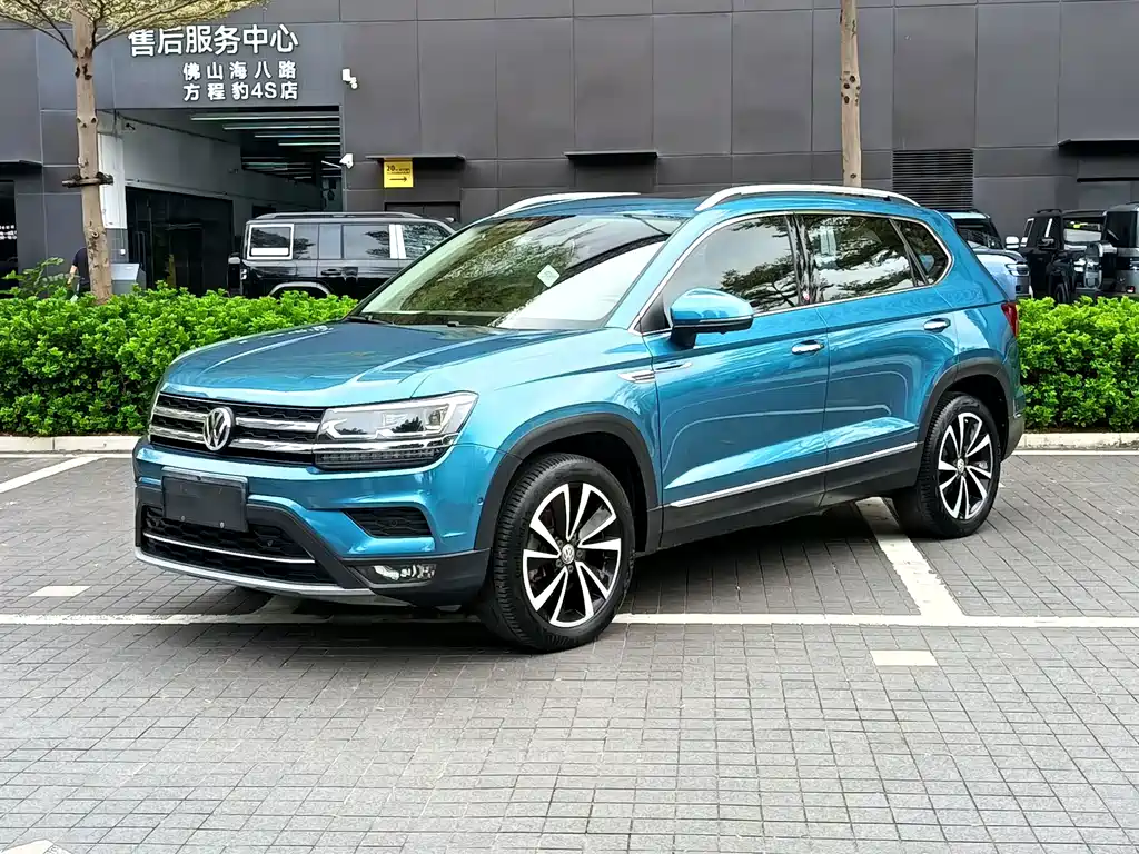 Volkswagen Tharu