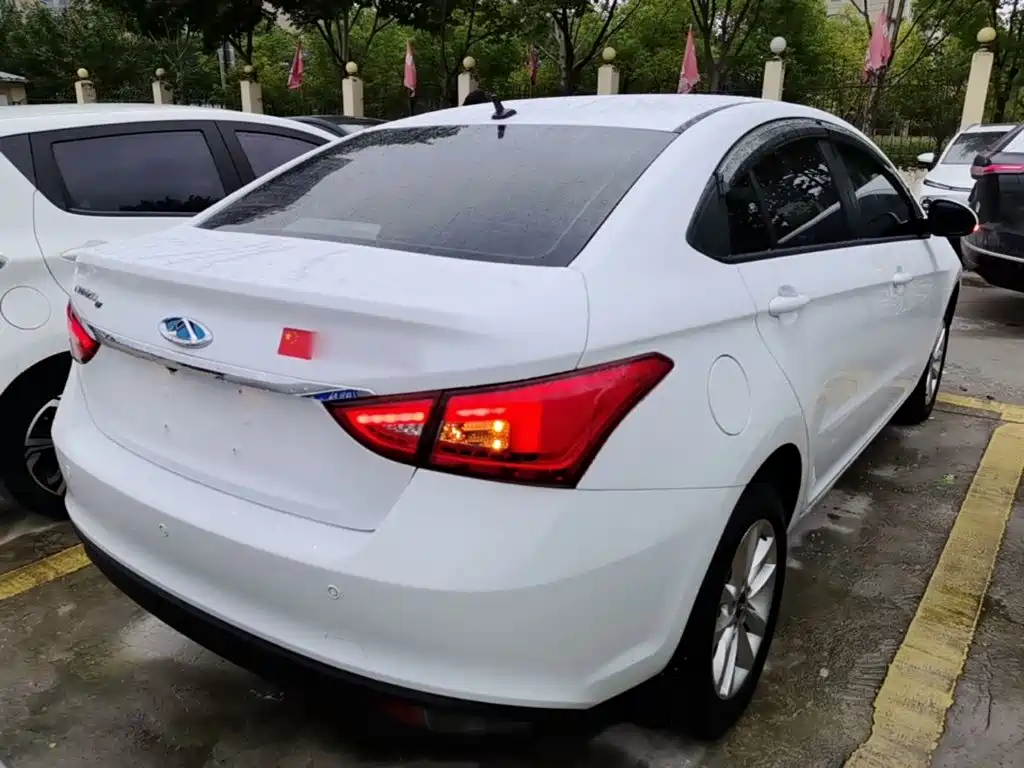 Chery New Energy Arrizo e — миниатюра 7