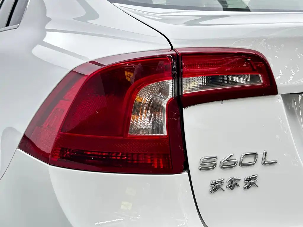 Volvo S60 2018 S60L T3