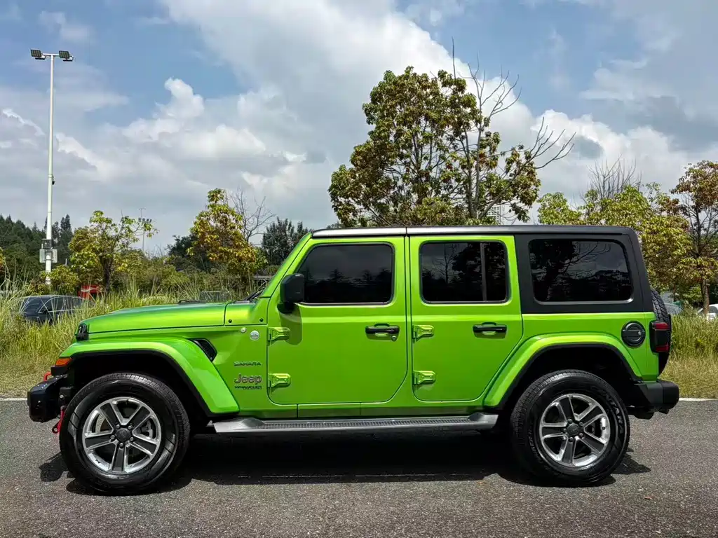 Jeep Wrangler 2.0T Sahara 4-door Edition China V, фото 10
