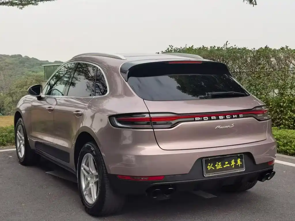 Porsche Macan — миниатюра 9
