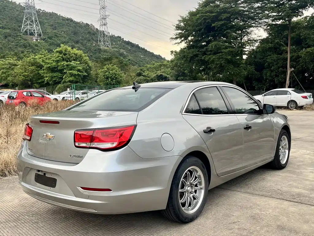 Chevrolet Malibu — миниатюра 7