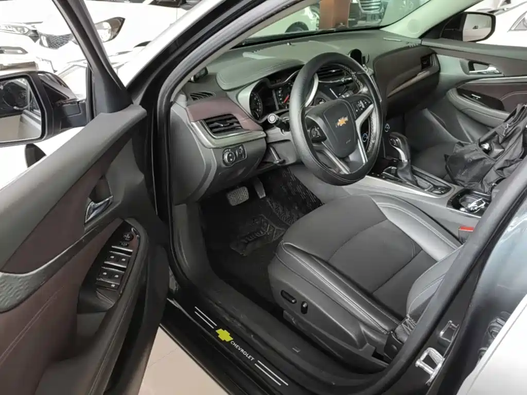 Chevrolet Malibu — миниатюра 16