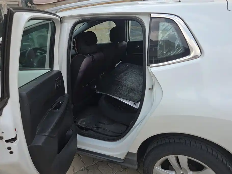 Peugeot 3008 — миниатюра 11